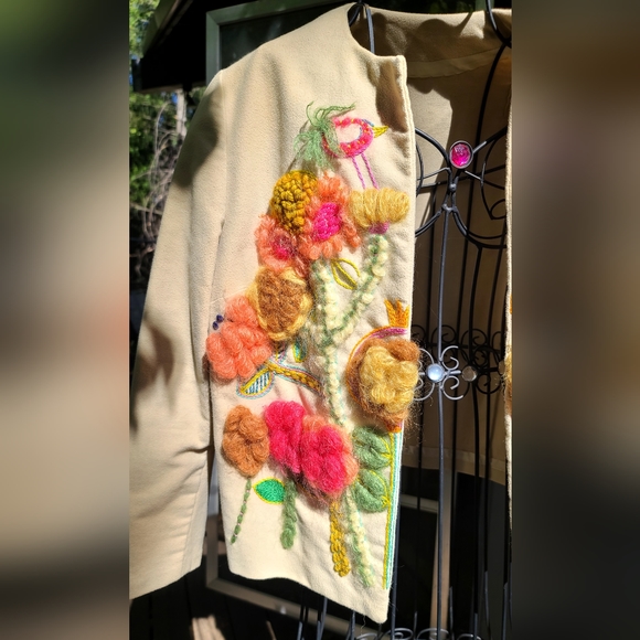Vintage handmade floral embroidery tan/camel suit jacket lined szS/M - Picture 5 of 10
